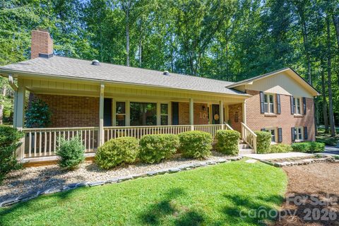 Homes in Hunters Crossing, Hendersonville