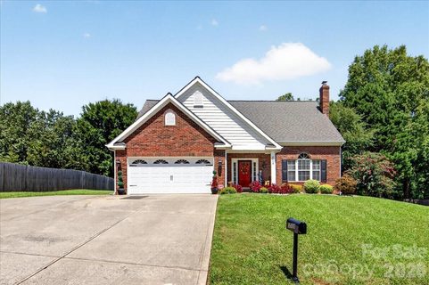 3508 Mallard Cove Court active home in Mallard Ridge, Charlotte, NC
