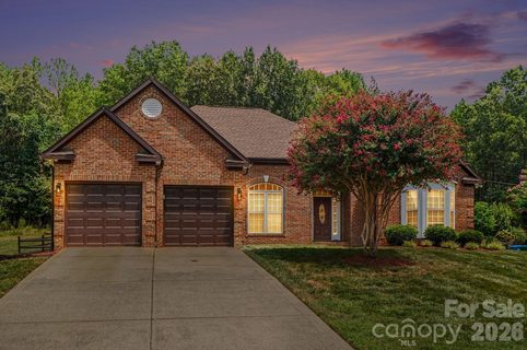 Homes in Southwoods, Matthews