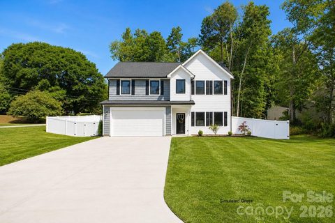 4147 2nd Street pending home in Moores Ferry, Hickory, NC