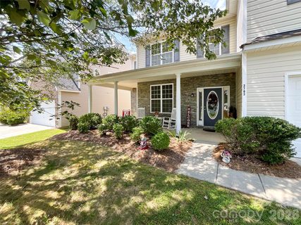 2702 Piersland Drive active home in Prestwick, Matthews, NC