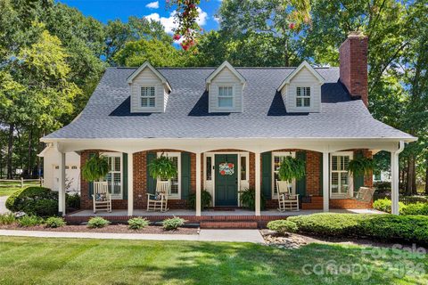 3162 Hitching Post Lane pending home in Brookgreen, Rock Hill, SC
