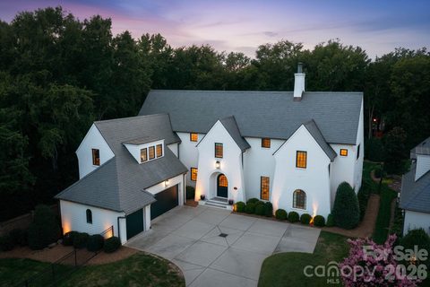 4709 Ockley Manor Lane pending home in Ockley Manor, Charlotte, NC