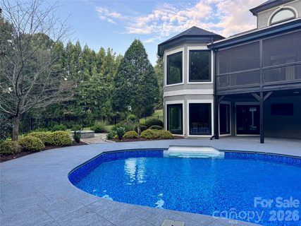 862 Kings Crossing Drive sold home in Kings Crossing, Concord, NC