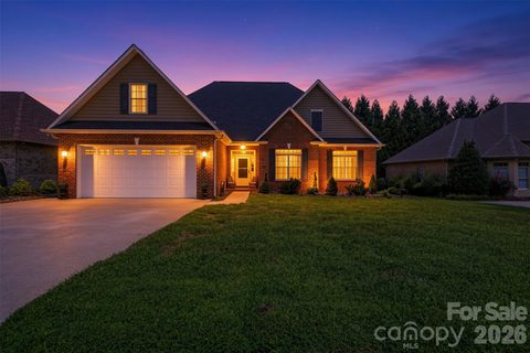 1719 30th Avenue Court active home in Lawsons Creek, Hickory, NC