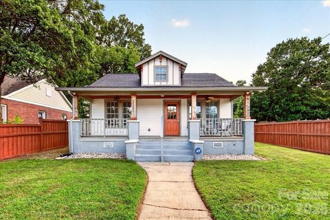 3331 Tuckaseegee Road active home in Enderly Park, Charlotte, NC