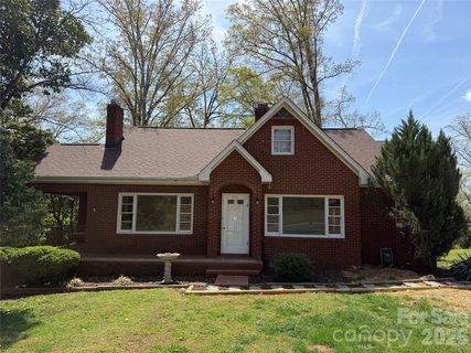 1631 Maple Avenue active home in West End, Albemarle, NC