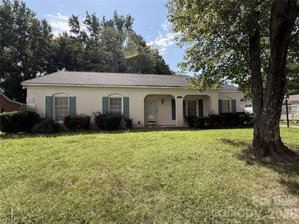 6625 Woodfield Drive