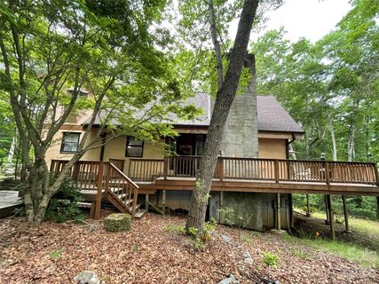 A home in Tahala Shores