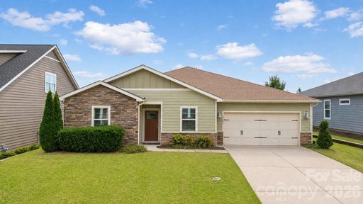 5262 Looking Glass Trail active home in Trilogy Lake Norman, Denver, NC