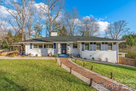Homes in Oak Forest, Asheville