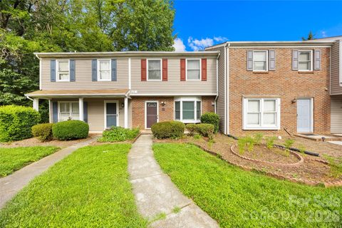 8426 Rust Wood Place active home in Bent Creek, Charlotte, NC