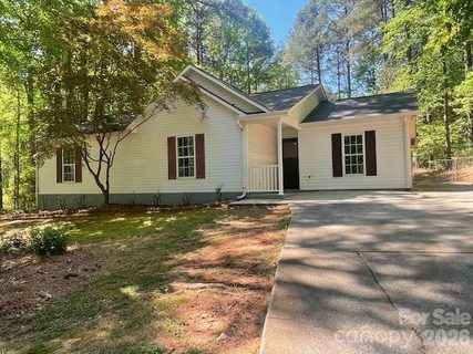 134 Mills Valley Drive active home in Mills Pond, Mooresville, NC