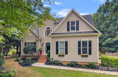 Homes in Cedarfield, Huntersville