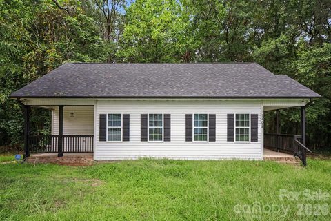 Homes in Arlington Heights, Gastonia