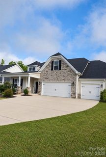 6858 Hunts Mesa Drive active home in Covington, Fort Mill, SC