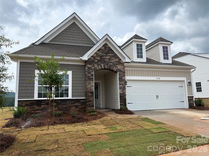 7152 Juneberry Way active home in Shannon Woods, Maiden, NC