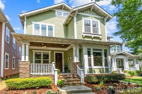 9236 Creekside Park Road active home in Ardrey Crest, Charlotte, NC