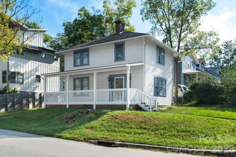 203 Pennsylvania Avenue active home in West Asheville, Asheville, NC