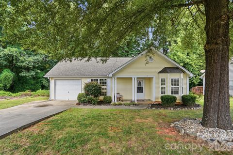 117 Sterling Terrace pending home in Tall Oaks, Mooresville, NC