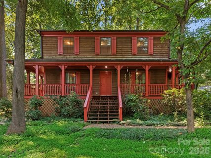 14200 Hackamore Drive active home in Windrow Estates, Matthews, NC