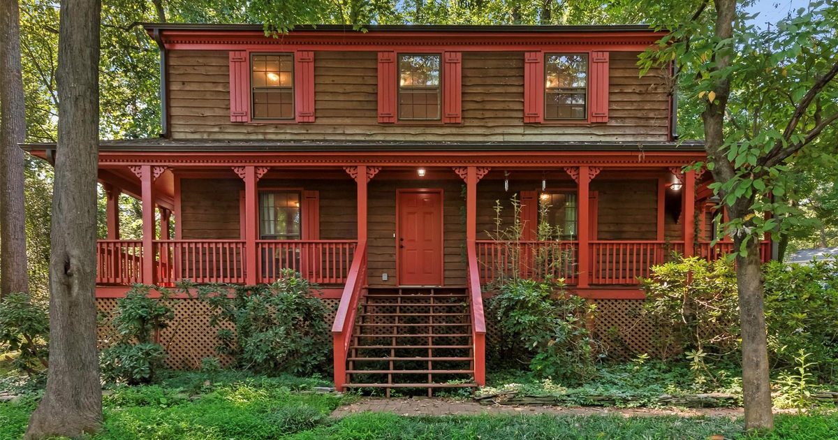 $455,700 - 4 Bed, 2 Bath Home - 14200 Hackamore Drive, Matthews, NC ...