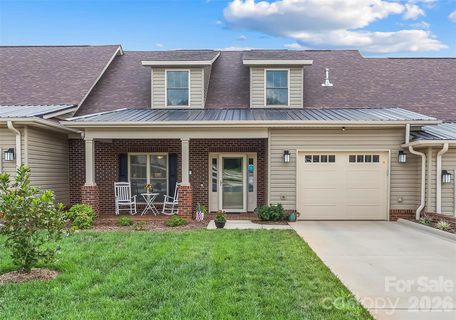 962 Trial Place active home in Azalea Glen, Newton, NC