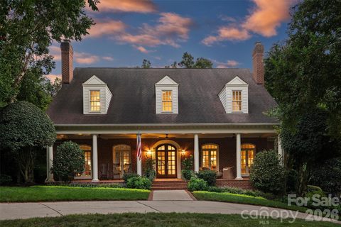2115 Foxcroft Woods Lane active home in Foxcroft Woods, Charlotte, NC