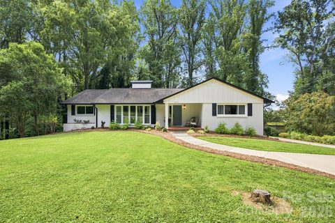 A home in Dogwood Hills