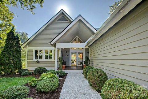 104 Overlook Drive active home in Kenmure, Flat Rock, NC