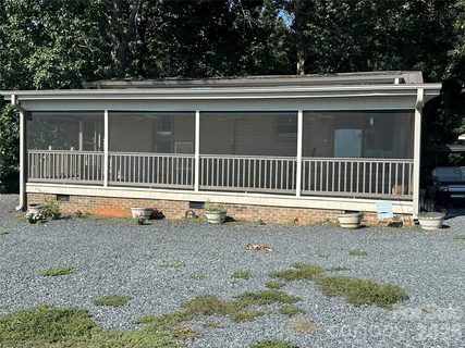 160 Grand View Drive pending home in Badin Shores Resort, New London, NC
