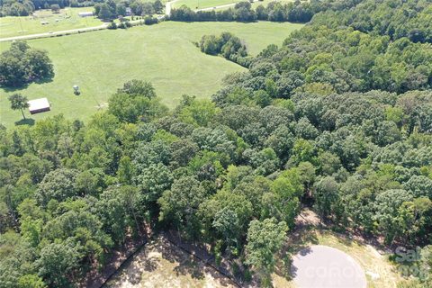 5047 Durazno Lane active lot in Stonecrest Meadows, Clover, SC