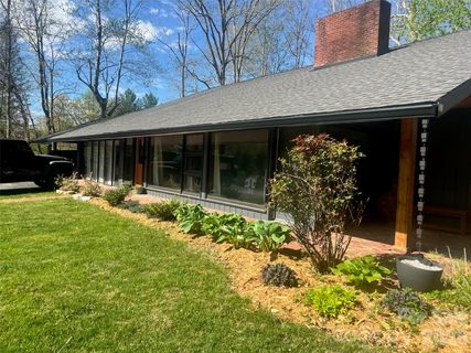 A home in Tuscola Park