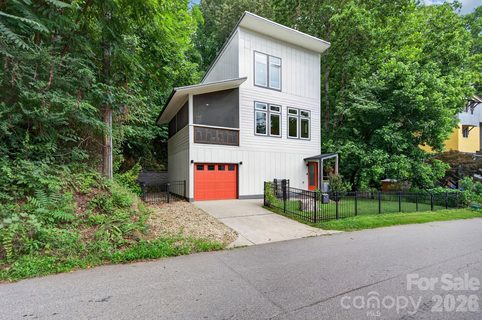 53 Waynesville Avenue active home in West Asheville, Asheville, NC