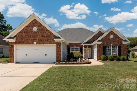 5335 Hackberry Lane pending home in Hackberry Place, Concord, NC