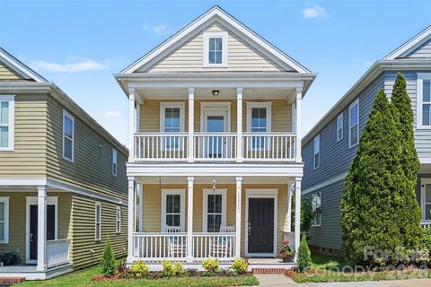 13913 Helen Benson Boulevard active home in Summers Walk, Davidson, NC