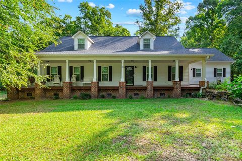 A home in Ravenwood