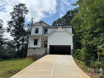 3503 Deacon Lane active home in Lakehaven Estates, Denver, NC