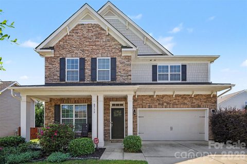 8719 Hallowford Drive active home in Arbormere, Huntersville, NC