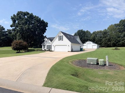 620 Redah Avenue active home in Redah Acres, Locust, NC