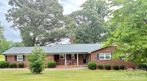 116 White Dogwood Lane pending home in Sharon Colony, Statesville, NC