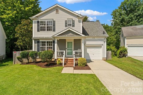 1719 Oleander Hill Court active home in Brookmere, Charlotte, NC