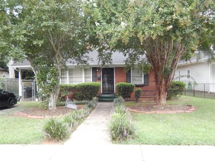 2516 Booker Avenue active home in Washington Heights, Charlotte, NC