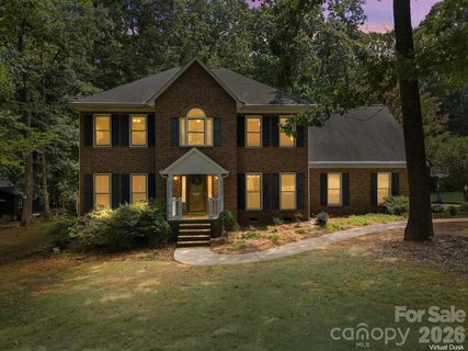 117 Carriage Lane pending home in Crescent Downs, Salisbury, NC