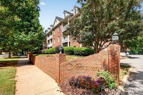 301 Queens Road active home in Windermere, Charlotte, NC