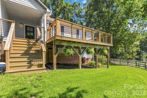11932 Everidge Place pending home in Mint Hill Estates, Charlotte, NC