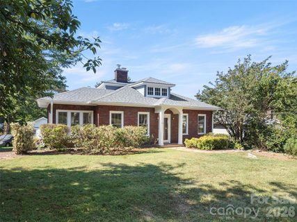 65 Longview Road active home in Ridgelawn, Asheville, NC