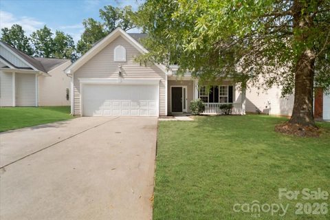 423 Mountain Quail Drive active home in Quail Ridge, Charlotte, NC