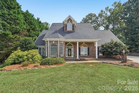 A home in Hickory Ridge Estates