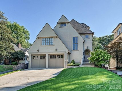 3025 Hanson Drive active home in Myers Park, Charlotte, NC